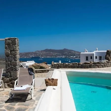 Gorgeous W Ocean Views And Shared Pools Орнос